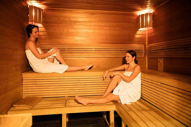 Traditional Turkish Bath, Massage, Face Mask, Peeling in Istanbul - The 45-minute massage and face mask: the best value part