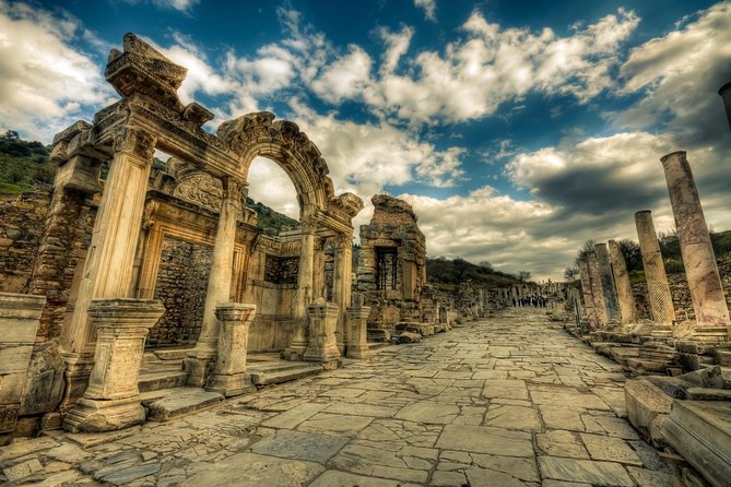 Turkey Highlights 4 Day Tour from Istanbul Hassle-Free Package - Day 1 in Cappadocia: Rose Valley Views, Christian Caves, and Kaymaklı Underground