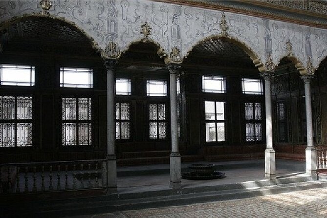 Turkish Cuisine, Food, and History - Tekfur Sarayi: Late 13th-Century Constantinople in the Middle of the Story