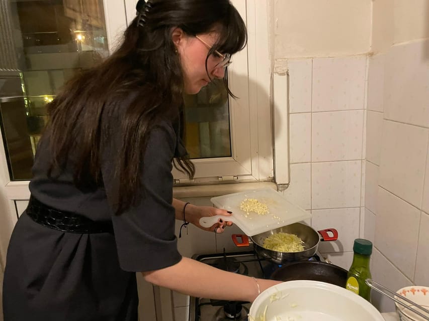 Turkish Tapas - Meze Cooking for Beginners in Istanbul - How the 2 Hours Unfolds: From Chopping to a Slow Feast