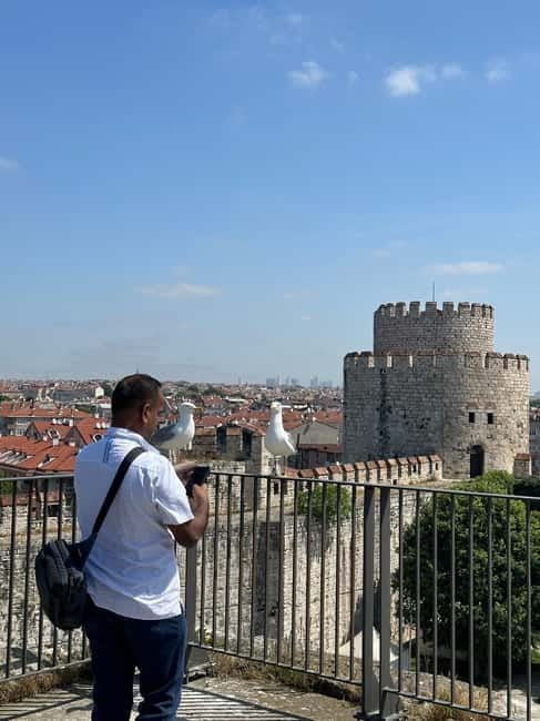 Walls of Contantinople and Byzantine Palace Tour - Blachernae side and the Palace of the Porphyrogenitus stop