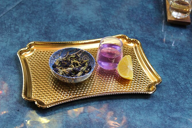 World Teas and Turkish Tea Brewing & Tasting Workshop in Istanbul - Tea Time Snacks, Calm Atelier Vibes, and Extra Moments